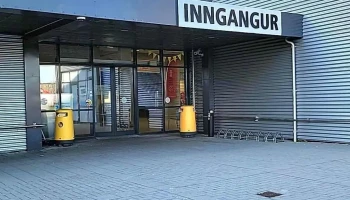 Domino’s Pizza - 300 Akranes