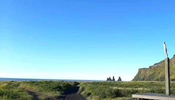 För vinastytta - Vík