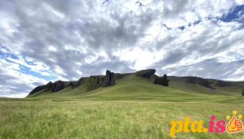 Hildishaugur Burial Mound - Geirland