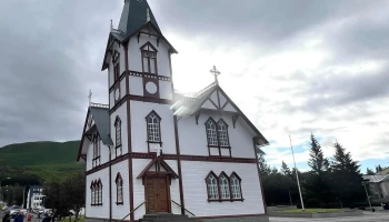 Húsavíkurkirkja - Húsavík