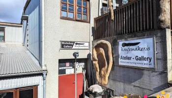 knifemaker store - Álafossvegur