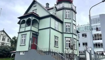Landshöfðingjahúsið - Næpan - Reykjavík