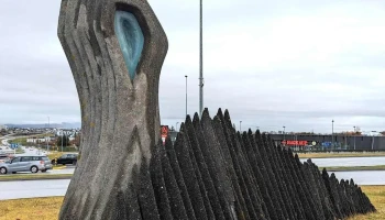 Landslag - eftir Brynhildi Þorgeirsdóttur - Hafnarfjarðarvegur
