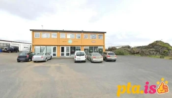 Milli Hrauna - 220 Hafnarfjörður