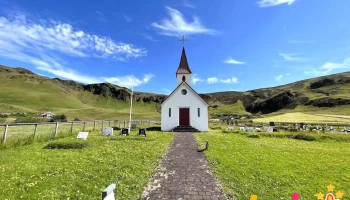Reyniskirkja - Vík