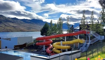 Sundlaug Neskaupstaðar - Neskaupstaður