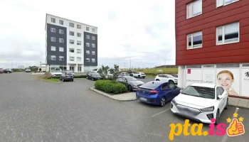 Yellow - 201 Kópavogur