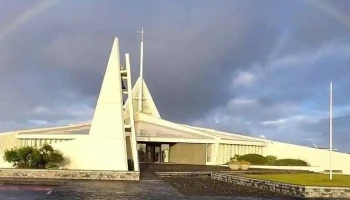 Ytri-Njarðvíkurkirkja - Njarðvík