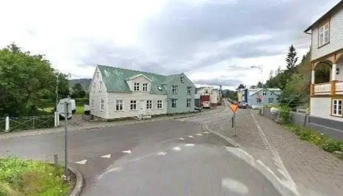 Aflid   Samtok Gegn Kynferdis  Heimilisofbeldi Street View 360deg - Akureyri