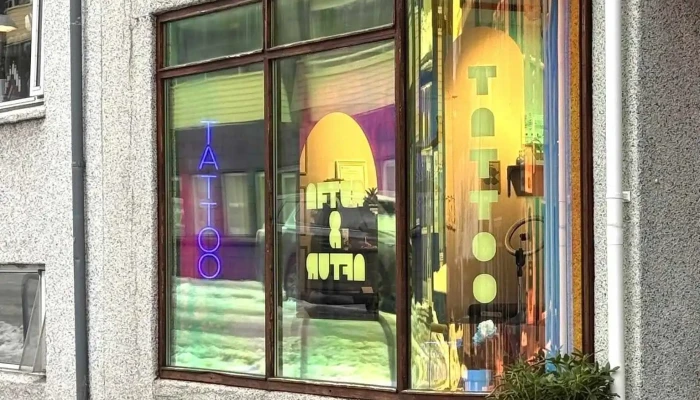 Aftur Aftur Huðflurstofa - Reykjavík