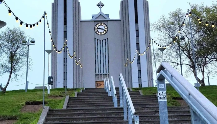 Akureyrarkirkja -  Lutersk Kirkja - Akureyri