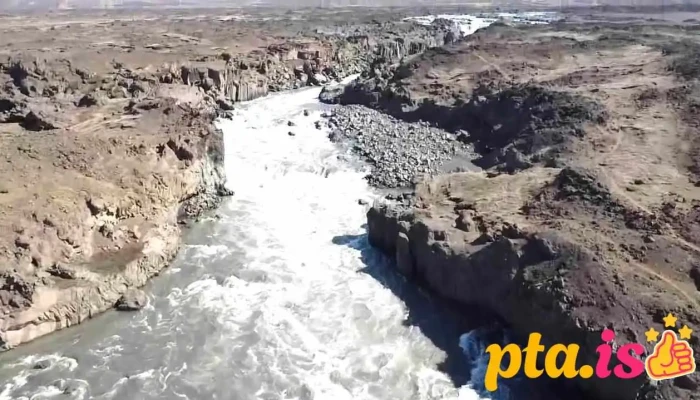 Aldeyjarfoss -  Nyjast - F26