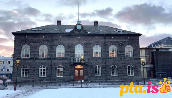 Althingishusid Myndskeid - Reykjavík