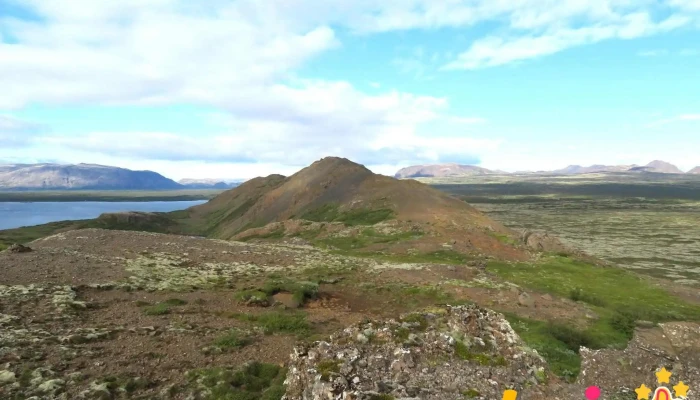 Arnarfell við Þingvallavatn - Ísland