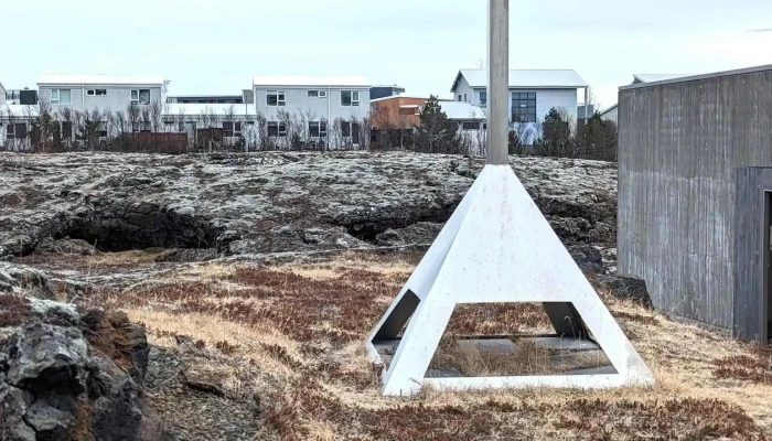 Astjarnarkirkja Kirkja - Hafnarfjörður