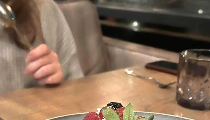 Berg Restaurant -  Heimilisfang - Vík
