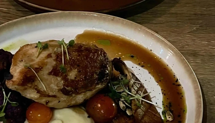 Berg Restaurant -  Vefsiða - Vík