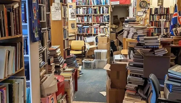 Bokin Books Ad Innan - Reykjavík