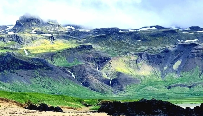 Budakirkja Budhir - Budhir