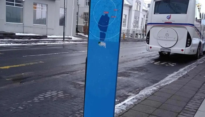 Bus Stop 1   Radhusid   City Hall Straetisvagn - Reykjavík