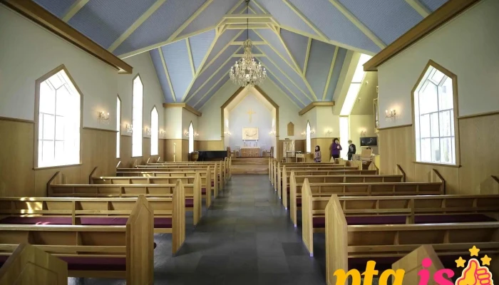 Dalvikurkirkja Kirkja - Dalvík