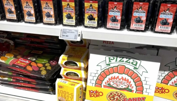 Duty Free -  Myndbond - Keflavík