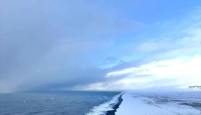Dyrholaeyjarviti Aætlun - Vík