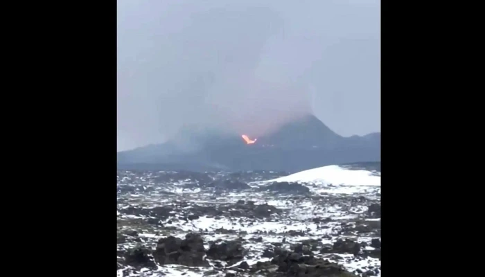Fagradalsfjall Volcano Hike -  Private Tour Grindavik 8 - Grindavík