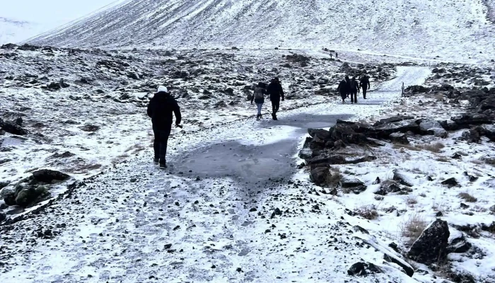 Fagradalsfjall Volcano Hike -  Private Tour Grindavik 9 - Grindavík
