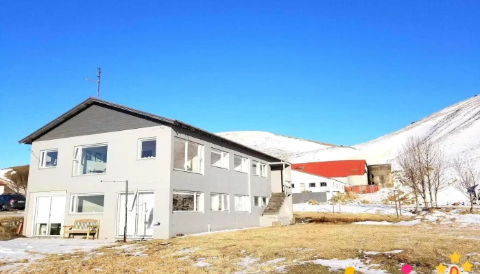 Farmhouse Lodge -  Naerumhverfi - Vík