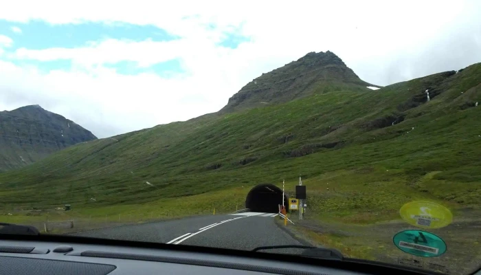 Faskrudsfjardargong Reyðarfjorður - Reyðarfjörður
