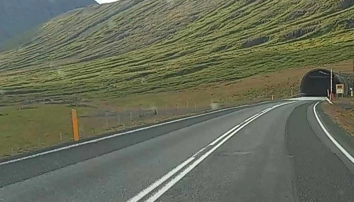 Faskrudsfjardargong Simi - Reyðarfjörður