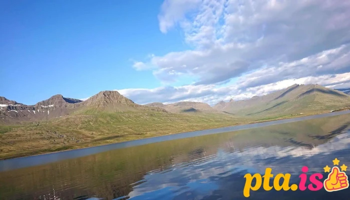 Faskrudsfjardarhofn Fjall - Fáskrúðsfjörður