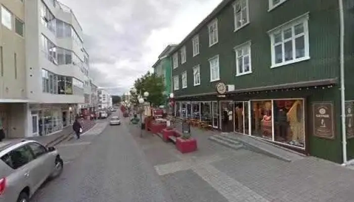 Felag Verslunar  Skrifstofufolks Street View 360deg - Akureyri