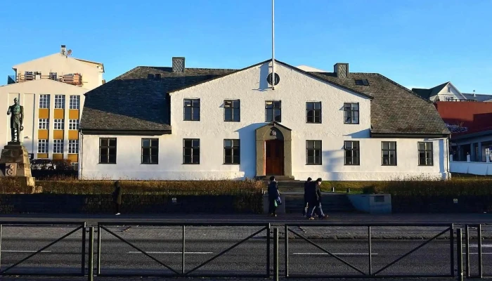 Forsaetisraduneytid Hvernig A Að Komast þangað - Reykjavík