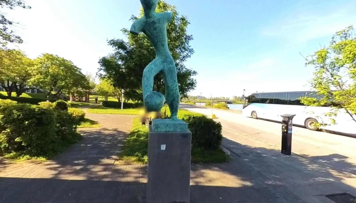 Fotboltamadur By Sigurjon Olafsson Street View 360deg - Reykjavík