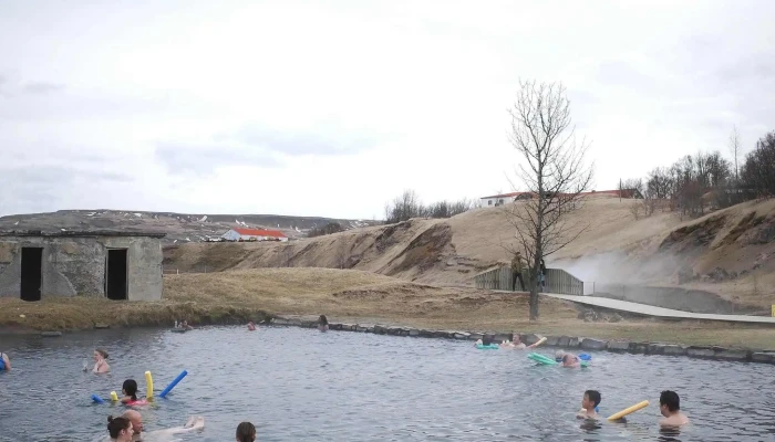 Gamla Laugin -  Simi - Flúðir