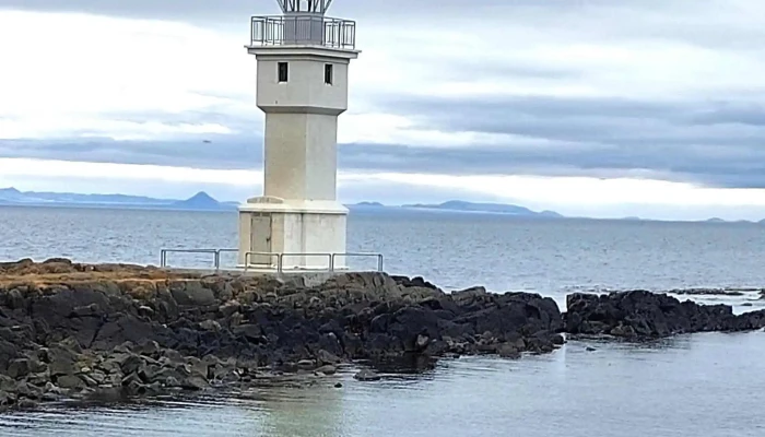 Gamli Akranesvitinn -  Simi - Akranes