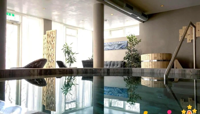 Gistihusid   Lake Hotel Egilsstadir Thjonusta - Egilsstaðir
