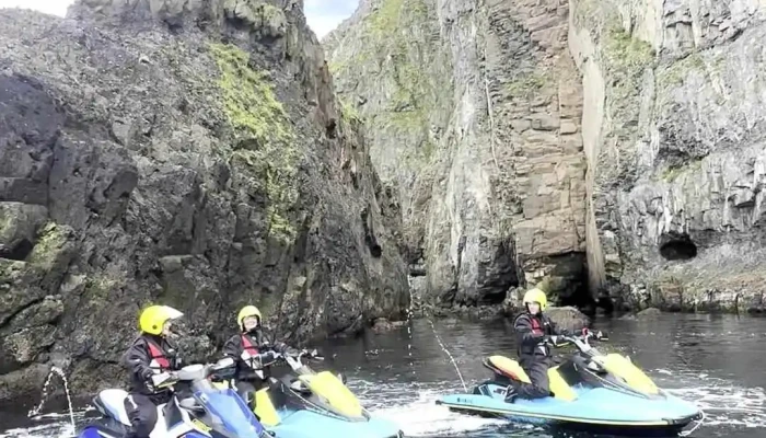 Gjain Utan Vid Syrdalsvoga Fjall - Vík