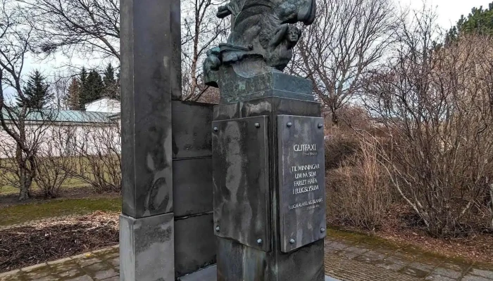 Glitfaxi Eftir Einar Jonsson Memorial - Reykjavík