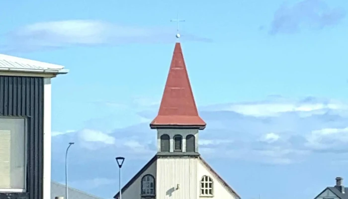 Grindavikurkirkja Eldri Verð - Grindavík