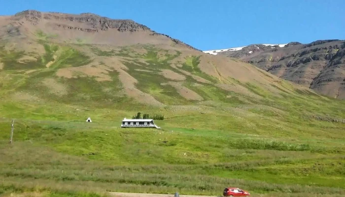 Grytubakki 1   Fri I Sveit Naerumhverfi - Grenivík