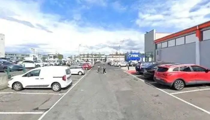 Hagkaup -  Street View 360deg - Reykjavík