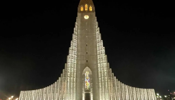Hallgrimskirkja -  Nyjast - Reykjavík