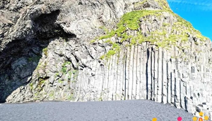 Halsanefshellir Ferðamannastaður - Vík
