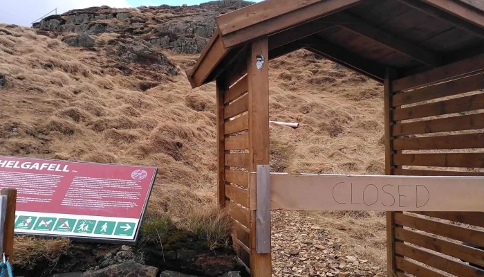 Helgafell -  Myndbond - Iceland