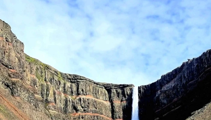 Hengifoss -  Egilsstaðir - Egilsstaðir