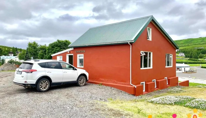 Hofdi Guesthouse Innanhussgisting - Húsavík