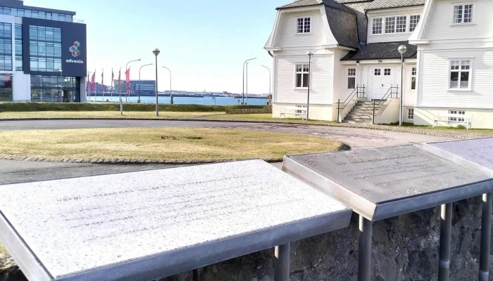 Hofdi Opið Nuna - Reykjavík